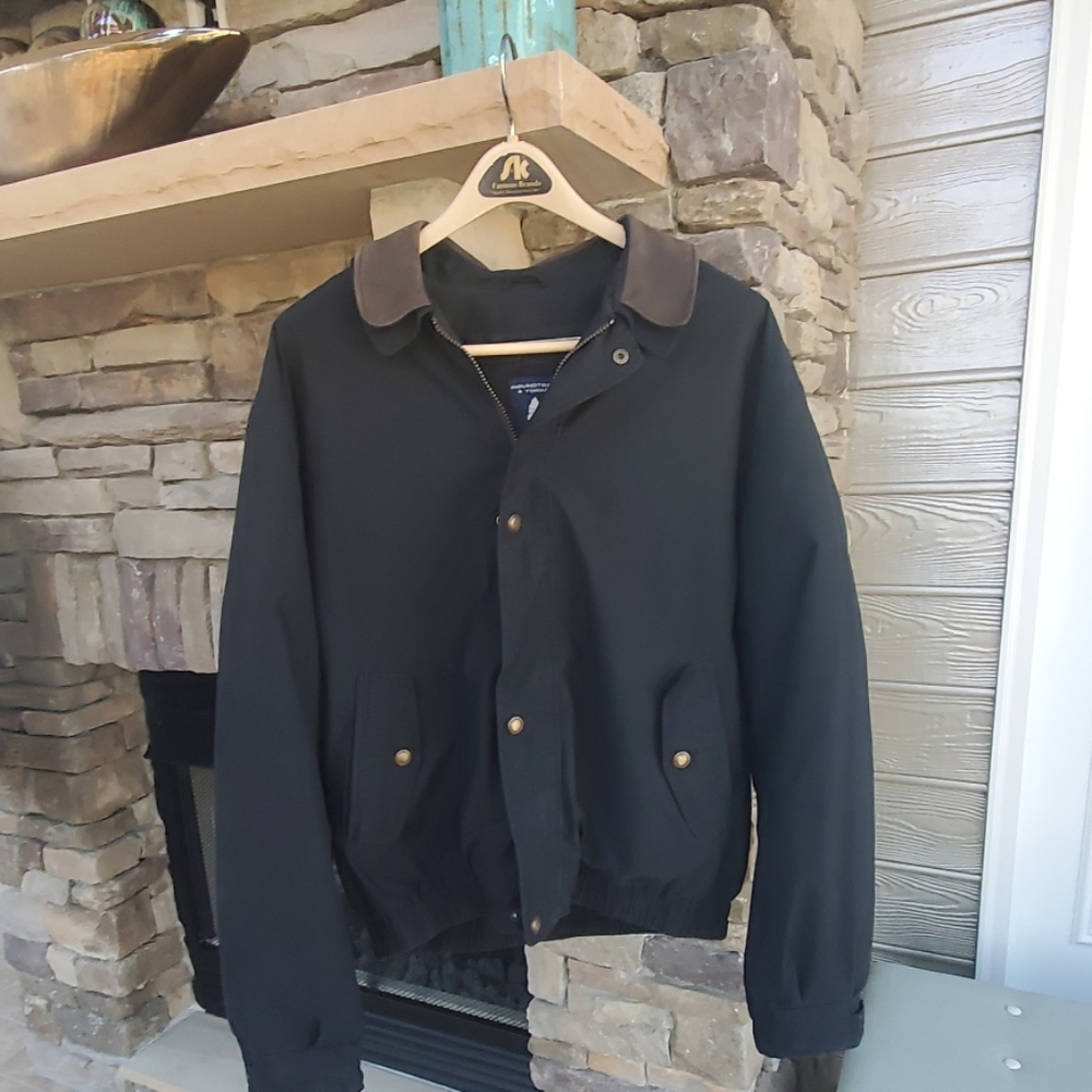 Roundtree & Yorke Coat